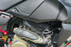 CNC Racing Carbon Hitzeschutz Krmmer vorne Ducati Hypermotard 698 Mono