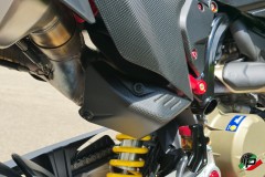 CNC Racing Carbon Hitzeschutz Krmmer hinten Ducati Hypermotard 698 Mono